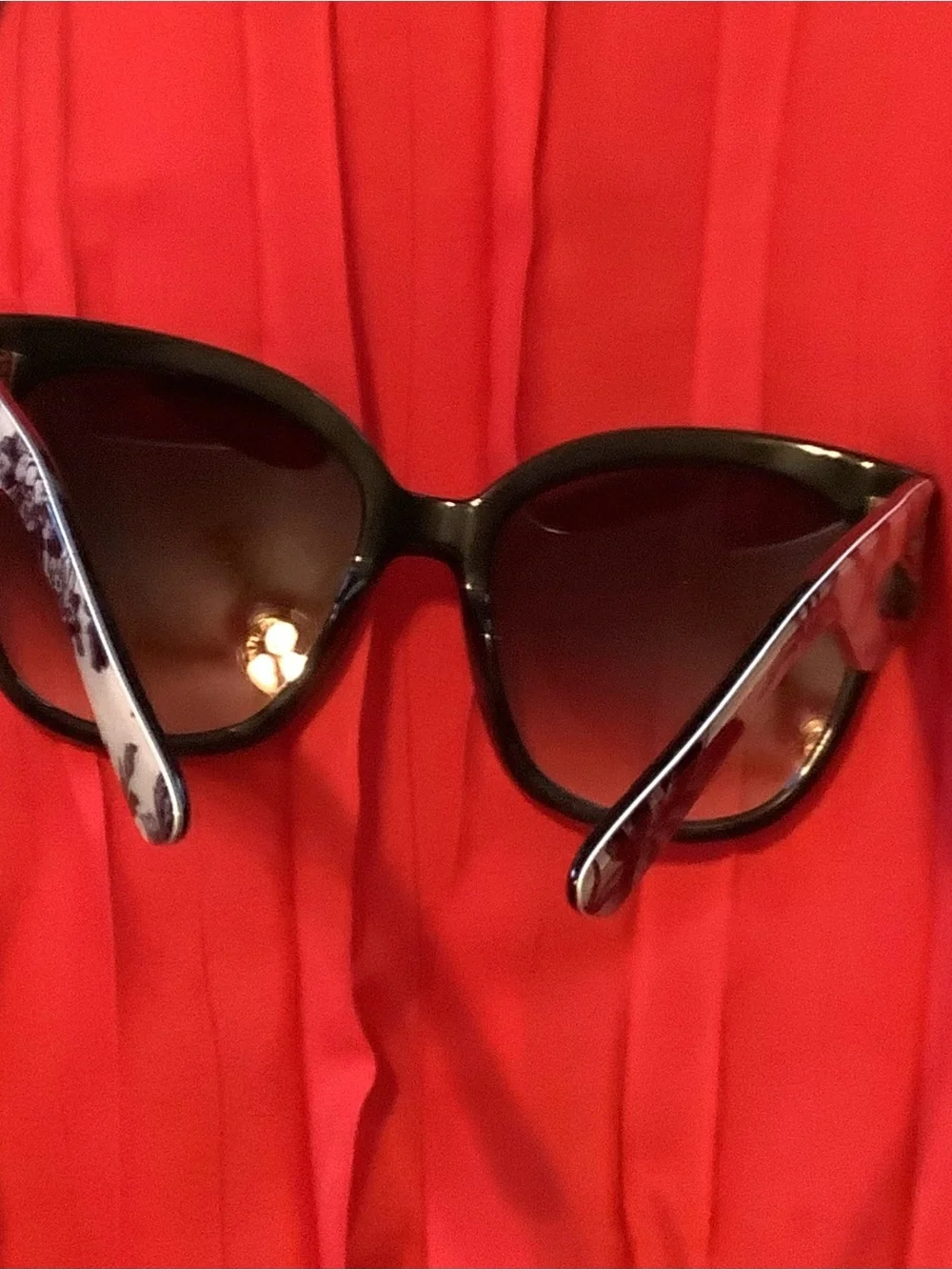 EUC Gucci Floral oversized Sunglasses - White & Purple Frame wGradient Lenses - Picture 7 of 9